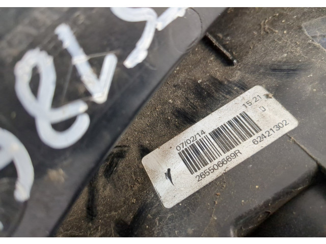 Задний фонарь     265506669R     