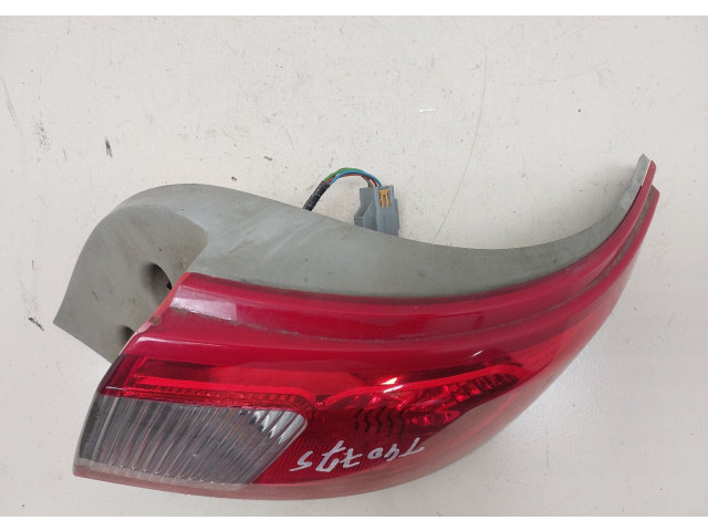 Задний фонарь MN301833