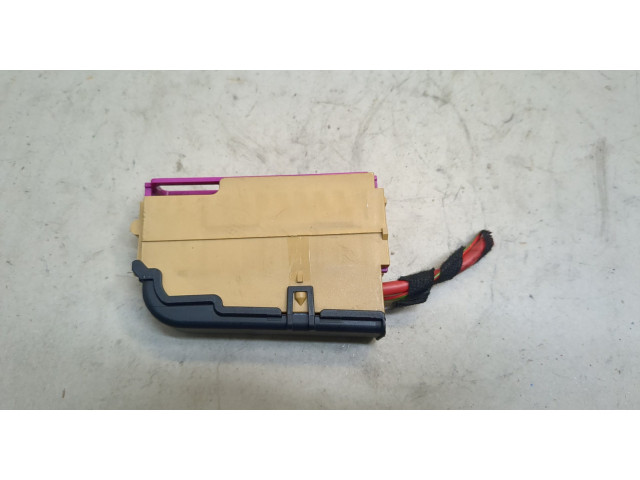 Блок предохранителей Audi A6 (C6) Allroad 2006-2011 8K0941825A