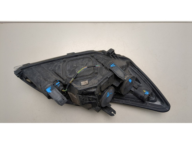 Фара передняя  Ford Focus 2 2008-2011 левая 