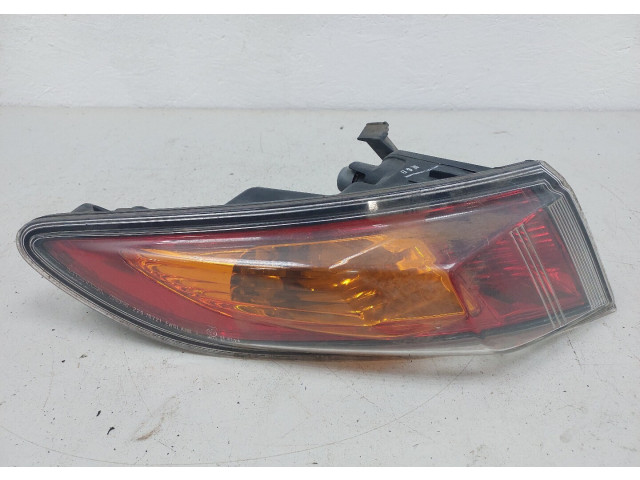 Задний фонарь