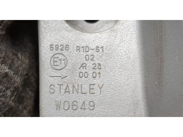 Задний фонарь