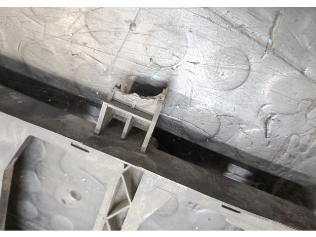 Вентилятор радиатора Mitsubishi Colt 2002-2012