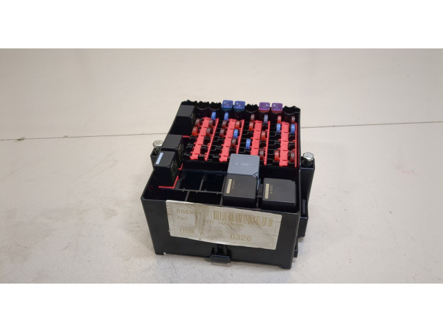 Блок предохранителей  Ford B-Max      AV1T14A005DGD   