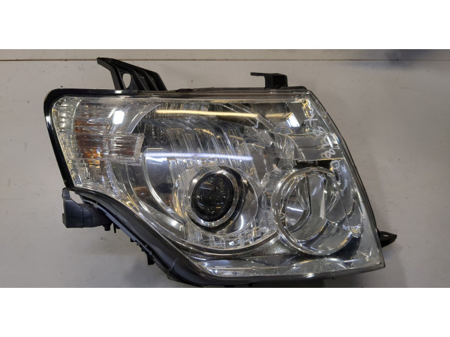 Фара передняя  Mitsubishi Pajero 2006-2011 правая 