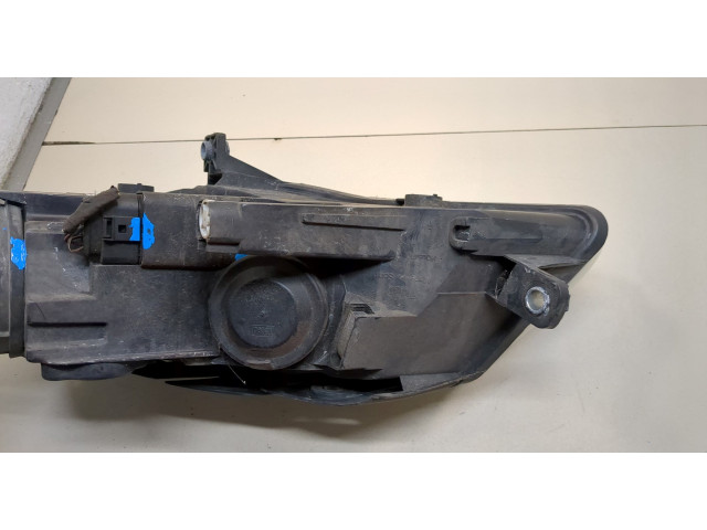 Фара передняя  Volkswagen Passat 6 2005-2010 правая 
