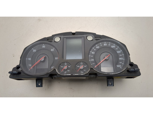 Панель приборов  Volkswagen Passat 6 2005-2010            