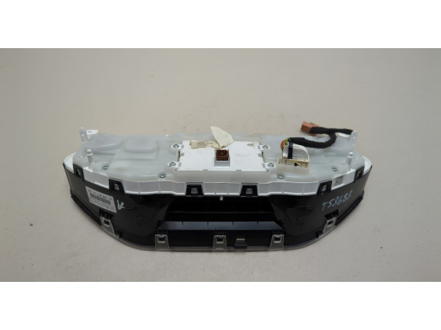 Панель приборов Peugeot 2008 2013-2019