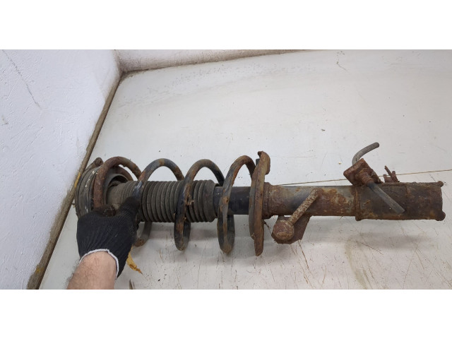 Стойка амортизатора  Nissan X-Trail (T31) 2007-2015 E4303JG71A, 54010JG70D     