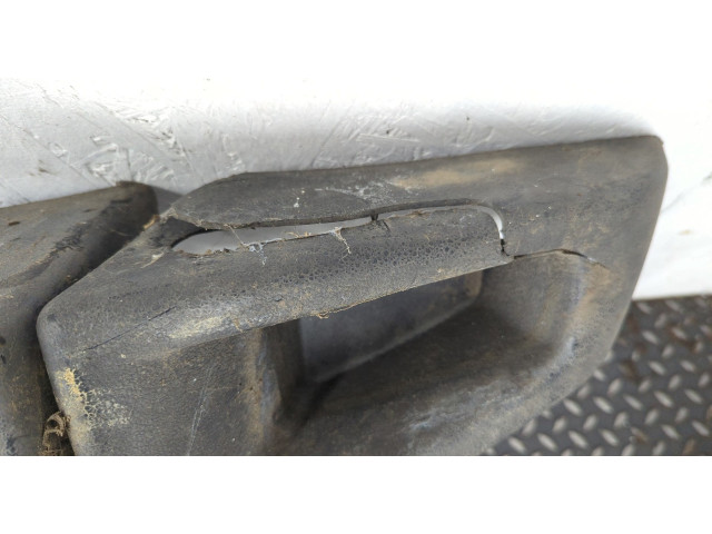 Бампер Hummer H2 передний 19178491