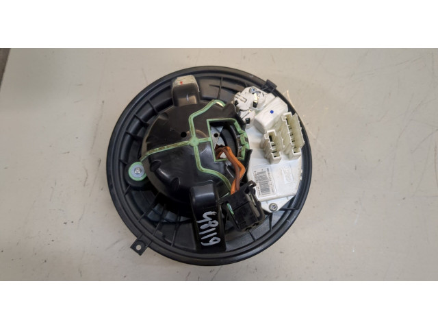 Моторчик печки  BMW X3 F25 2010-2014        