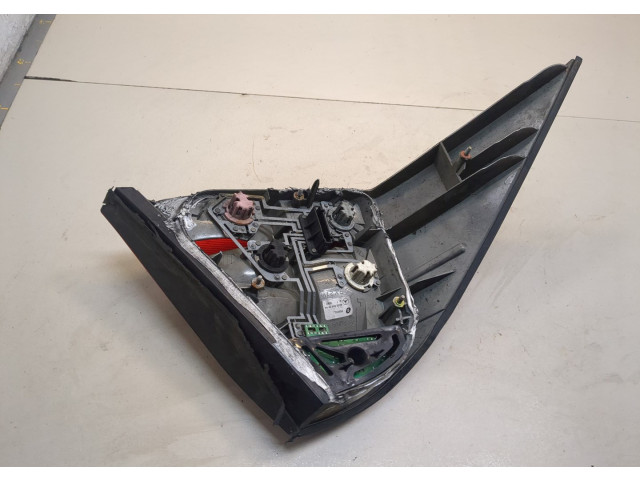 Задний фонарь          