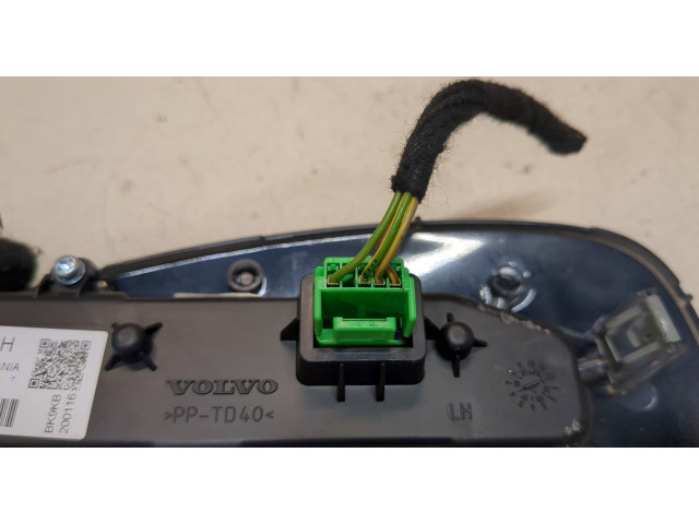 Дисплей бортового компьютера  Volvo XC90 2014-2019        