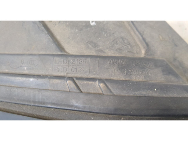 Фара передняя  KIA Sorento 2002-2009 правая 