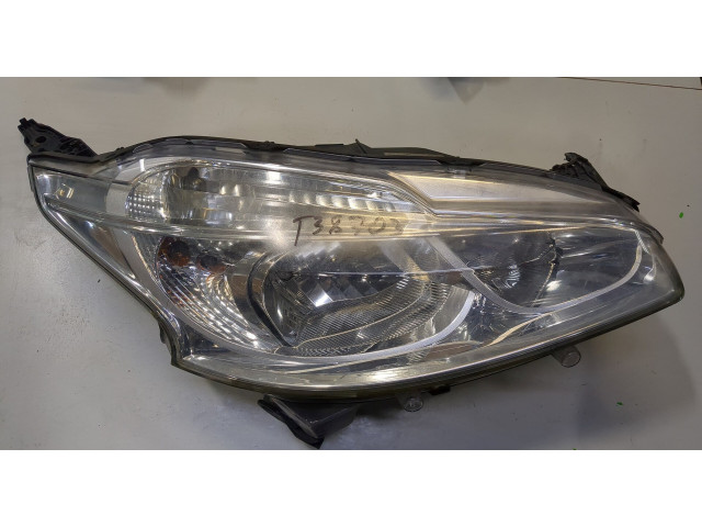 Фара передняя  Peugeot 208 правая 