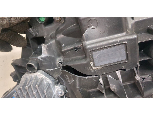 Фара передняя  Volvo XC90 2014-2019 правая 