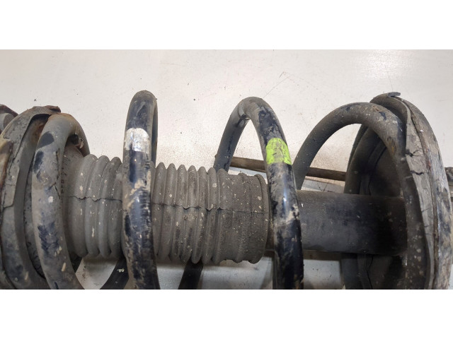 Стойка амортизатора Lexus RX 1998-2003