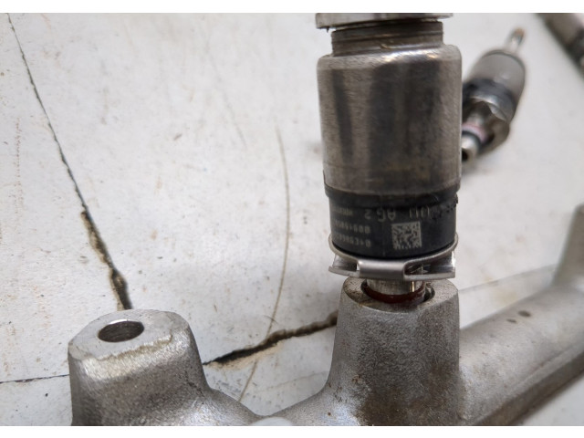 Форсунка топливная Skoda Octavia (A7) 2013-2023 04E906036AD, 05E133320