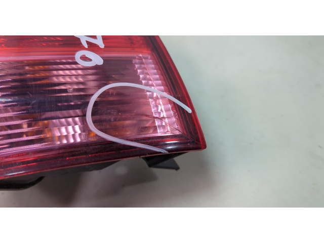 Задний фонарь