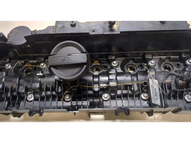 Клапанная крышка двигателя ДВС BMW 5 G30, G31 2016-2024