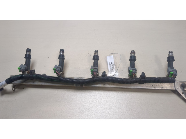 Форсунка топливная Hummer H3