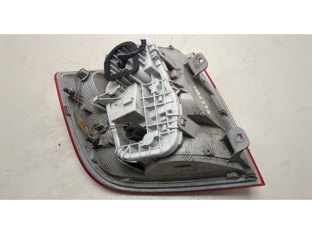 Задний фонарь