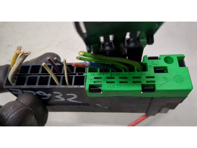 Блок предохранителей  Citroen C4 Grand Picasso 2006-2013         