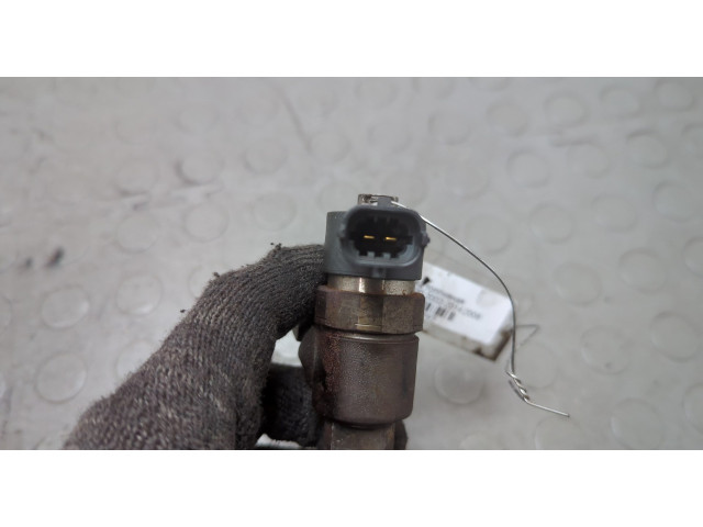 Форсунка топливная  Volvo XC90 2002-2014    0445110251     