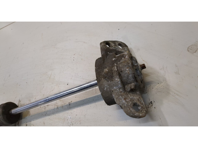 Стойка амортизатора  Volkswagen Golf 6 2009-2012      