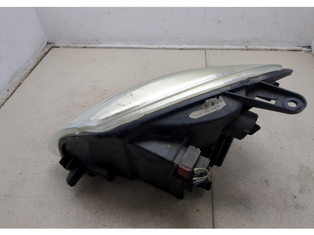 Фара передняя  Peugeot Partner 2002-2008 правая 