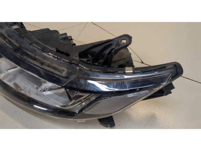 Фара передняя Mitsubishi Outlander 2015-2018 левая