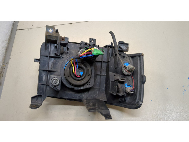 Фара передняя  Ford Ranger 2006-2012 левая 