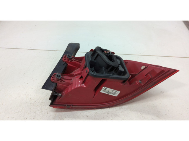 Задний фонарь