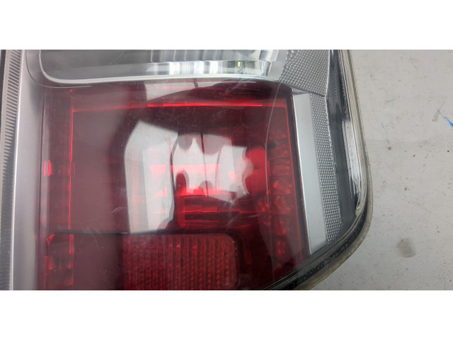 Задний фонарь Daihatsu Sirion 2005-2012