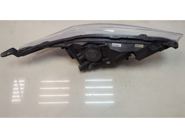 Фара передняя  Ford Fiesta 2012-2019 левая 