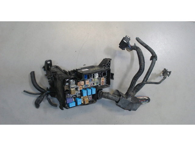 Блок предохранителей Lexus NX 8263042020, 8274142020 2