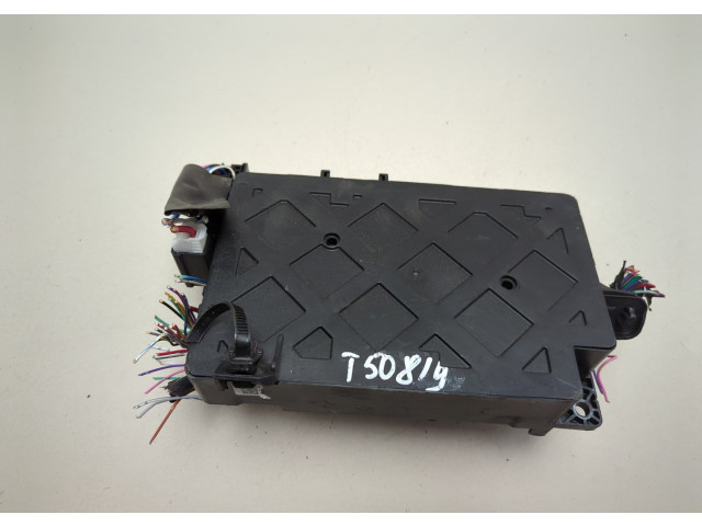 Блок предохранителей Mitsubishi Outlander 2012-2021 8637A885