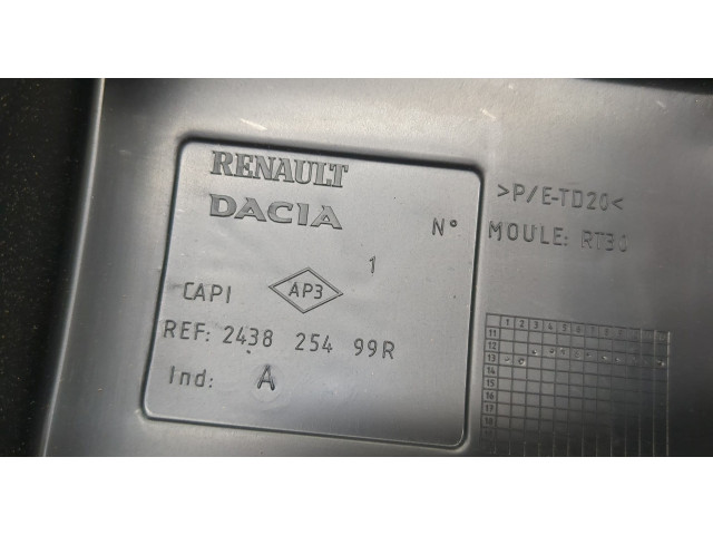 Крышка блока предохранителей  Dacia Sandero 2013-2020      243825499R   