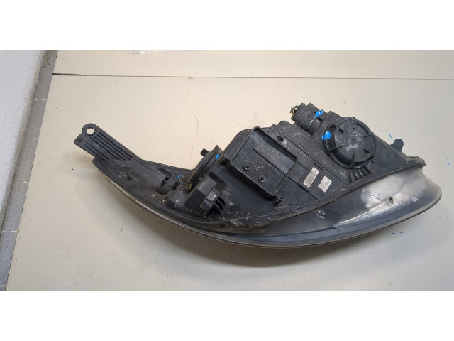 Фара передняя  Ford Focus 3 2011-2015 левая 