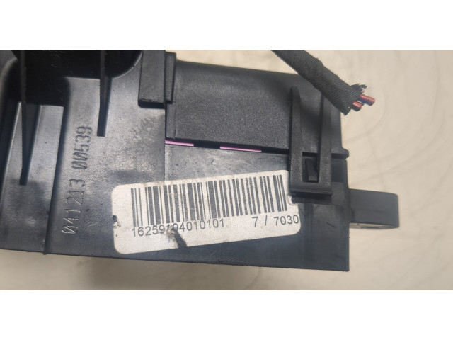 Блок предохранителей  Volkswagen Passat 7 2010-2015 Европа         