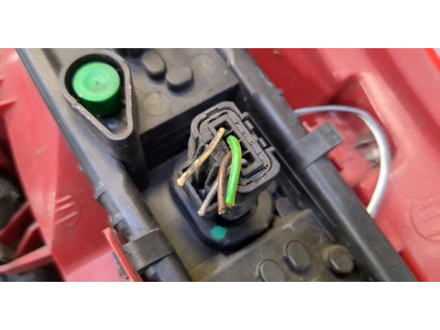 Задний фонарь     i090029     