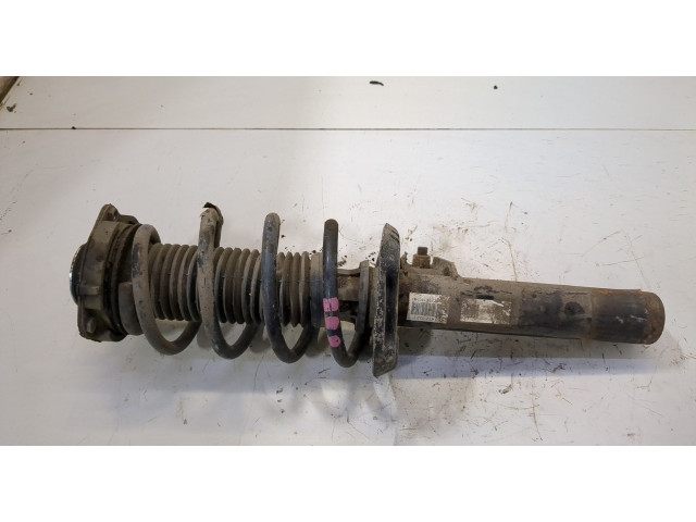 Стойка амортизатора Skoda Yeti 2009-2018 3C0413031BC, 1K0411105DN