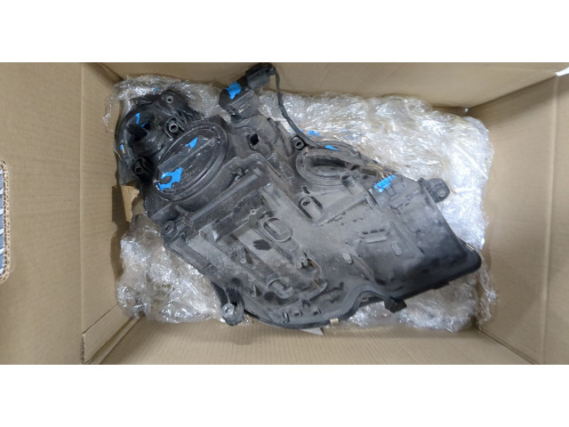 Фара передняя  Mercedes CLS C219 2004-2010 левая 