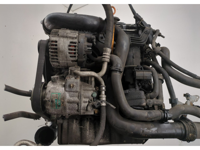 Форсунка топливная Volkswagen Touran 2003-2006 038130073AG