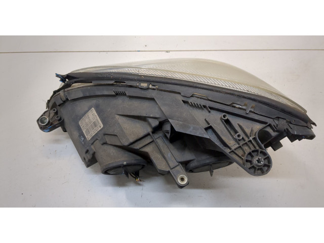 Фара передняя  Mercedes C W204 2007-2013 правая 