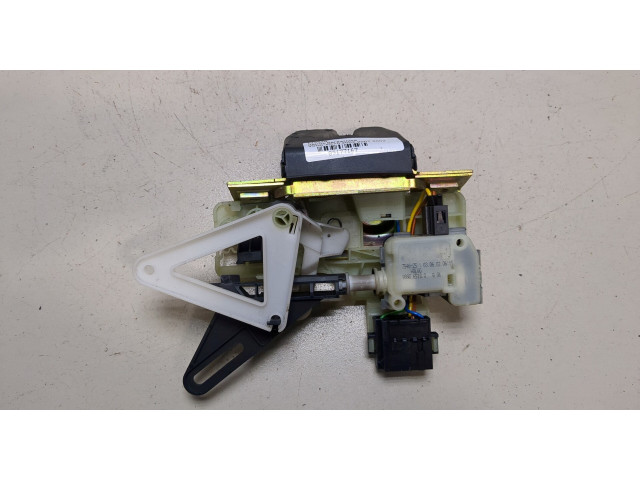 Замок багажника Volvo XC70 2002-2007