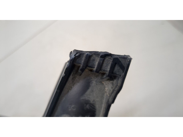 Фара передняя  Ford Explorer 2015-2018 левая 