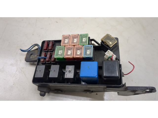 Блок предохранителей  Mitsubishi Montero Sport / Pajero Sport 1996-2008         