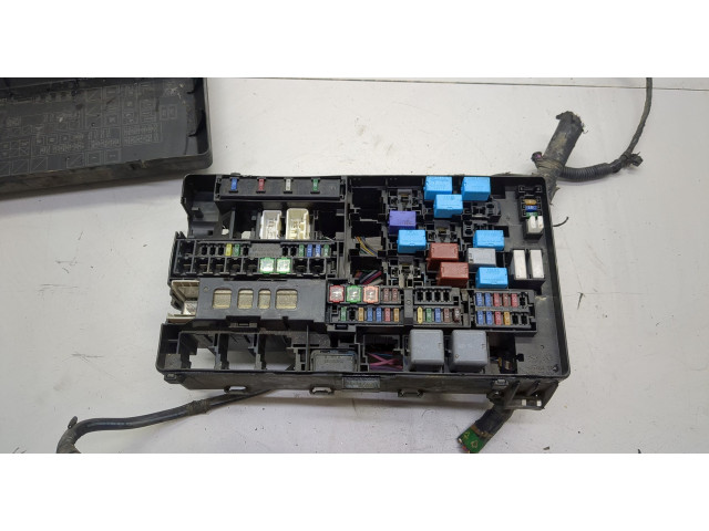 Блок предохранителей Toyota Tundra 2007-2013