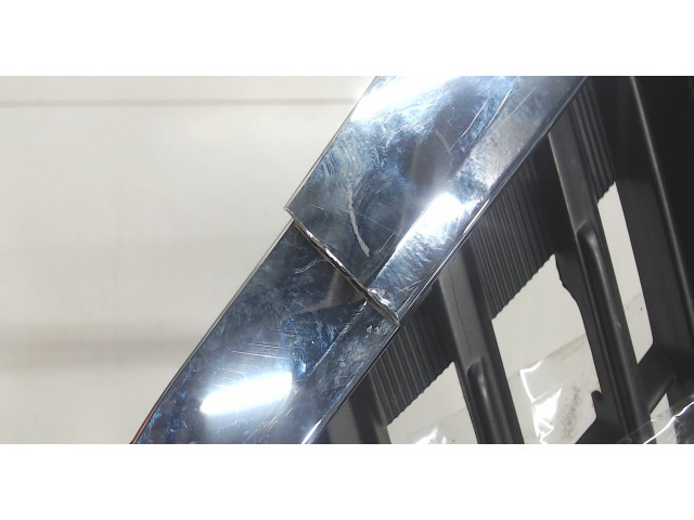 Решетка радиатора  KIA Sportage 2010-2016           